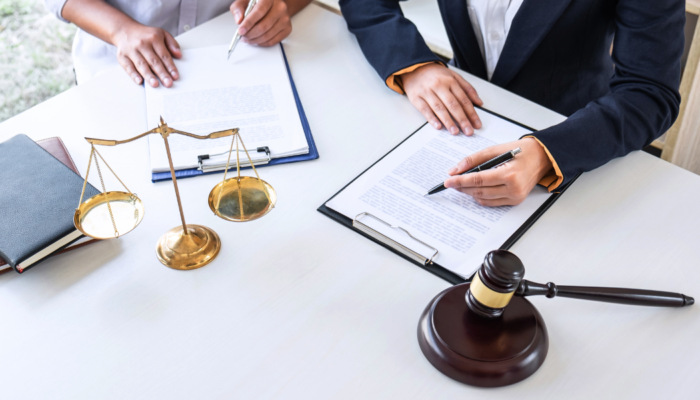 Cesja wierzytelności – co to oznacza w praktyce obrotu prawnego?